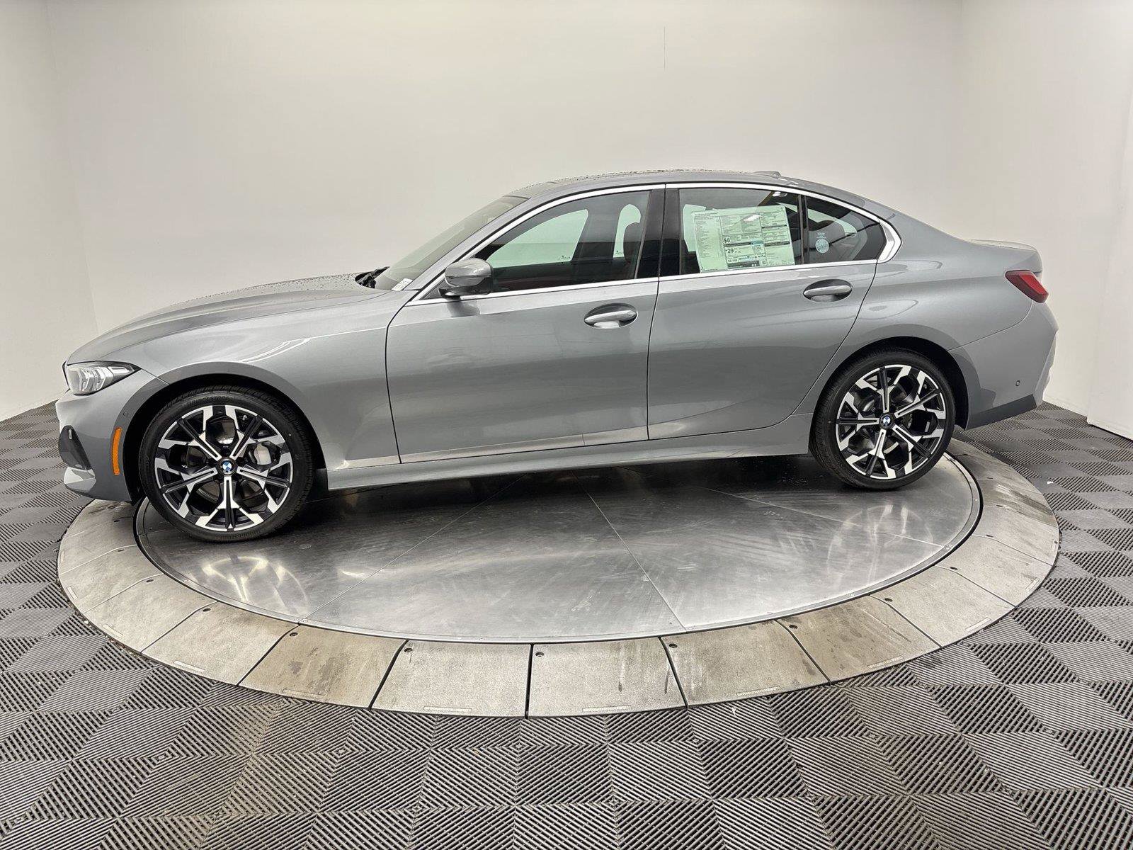 New 2026 BMW 330i xDrive Sedan w/ Premium Package AWD/4WD image 16