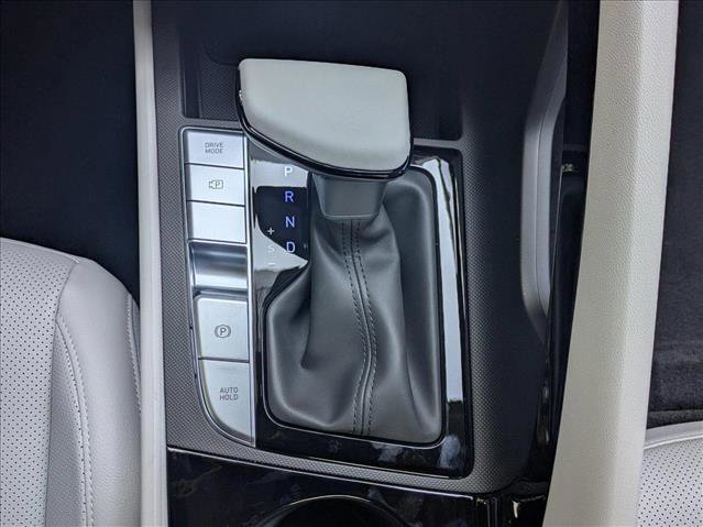 New 2025 Hyundai Elantra Limited image 15