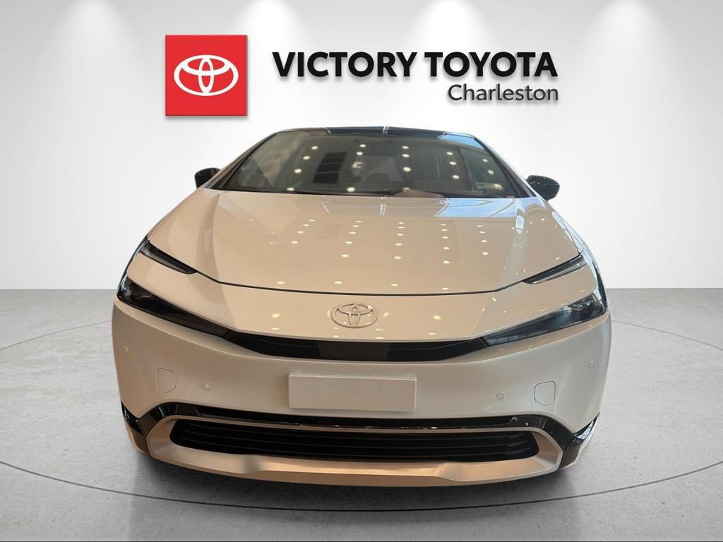 New 2026 Toyota Prius Plug-In Hybrid FWD image 8
