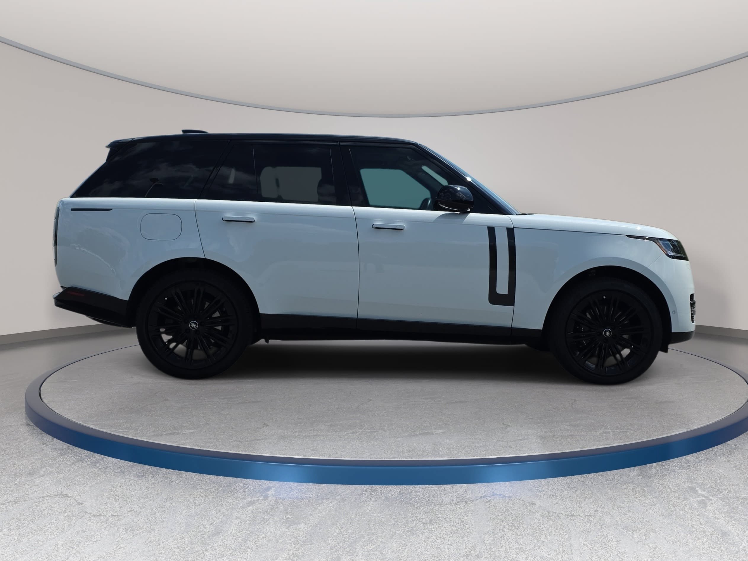 Certified 2025 Land Rover Range Rover SE AWD/4WD image 4