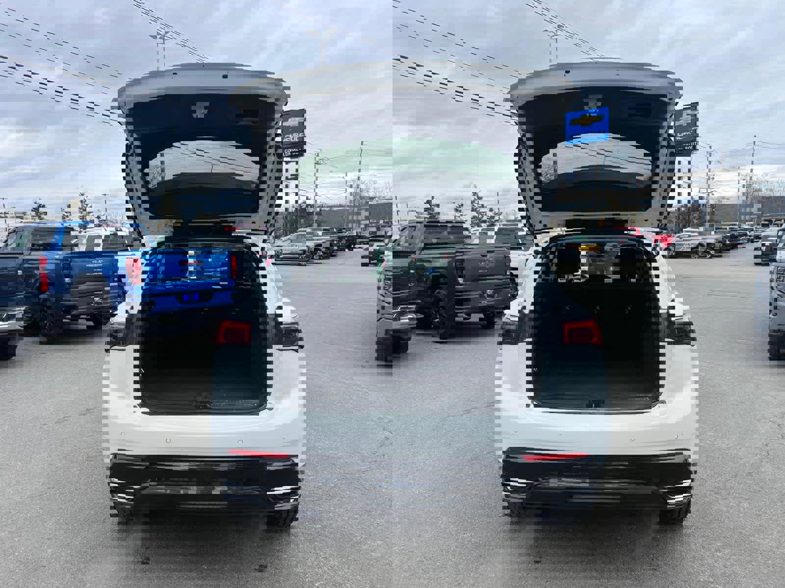 Certified 2025 Buick Envision Sport Touring image 39