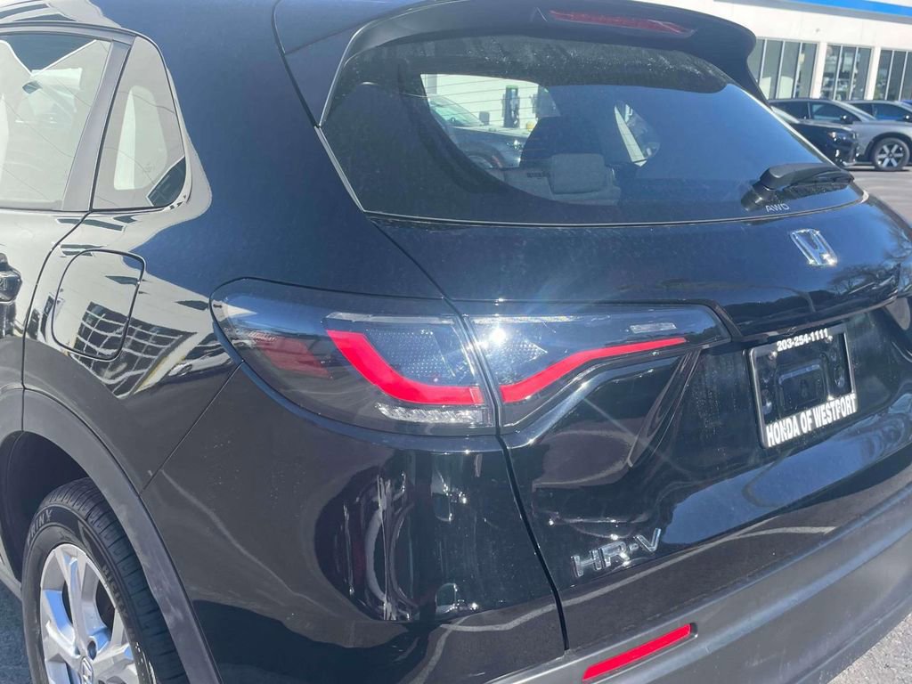Certified 2024 Honda HR-V LX image 10