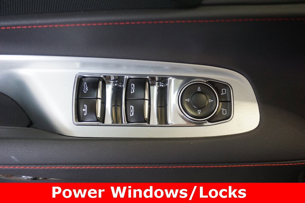 Used 2024 Chevrolet Corvette Stingray image 5