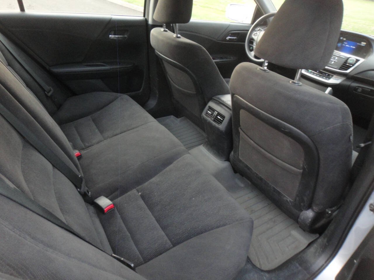 Used 2013 Honda Accord EX image 19