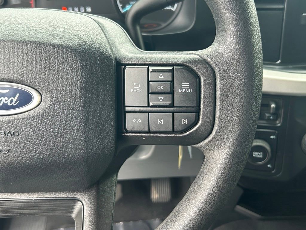 Used 2025 Ford F250 XLT image 39