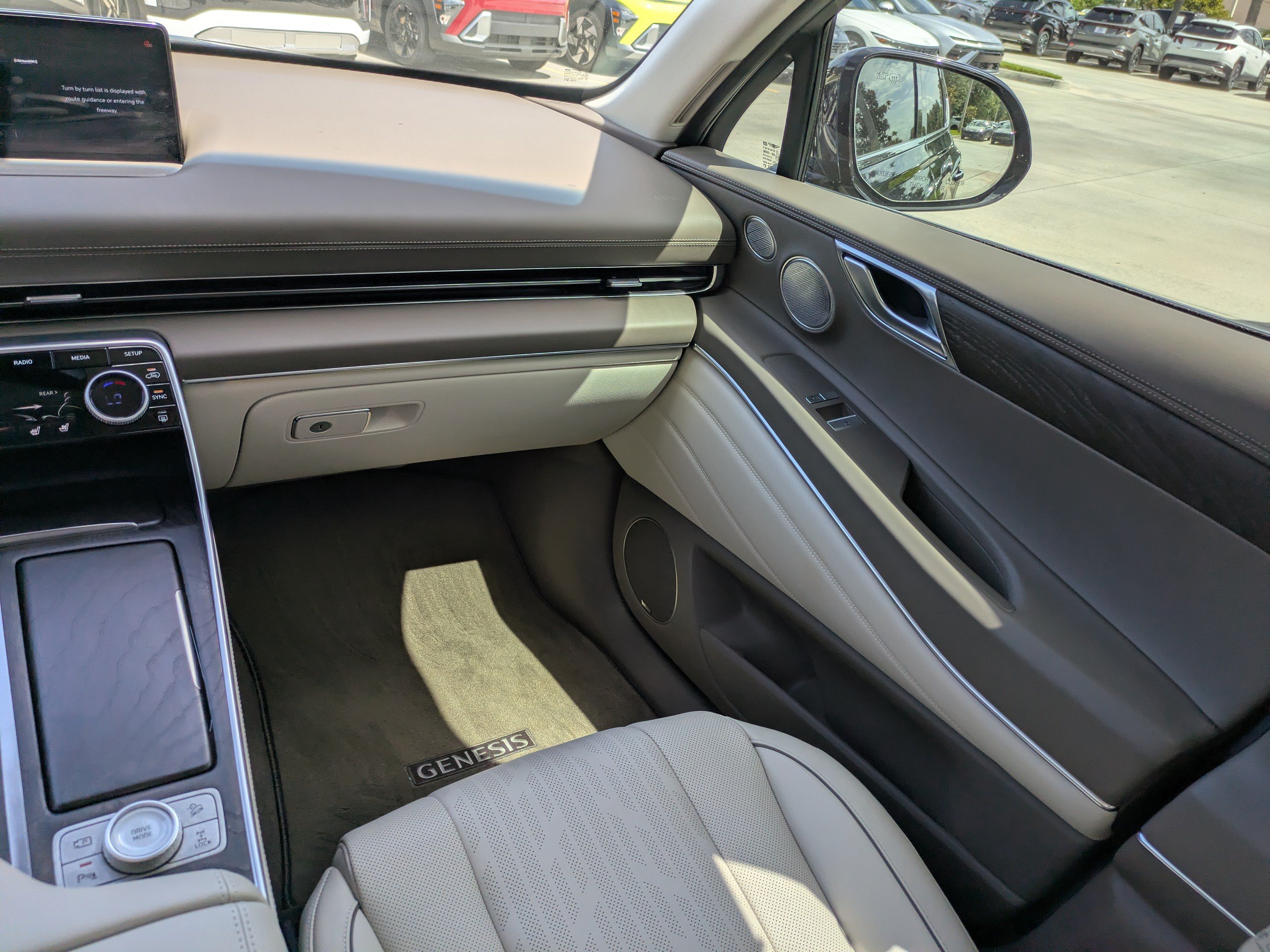 Certified 2022 Genesis GV80 2.5T w/ Prestige Package 04 AWD/4WD image 16