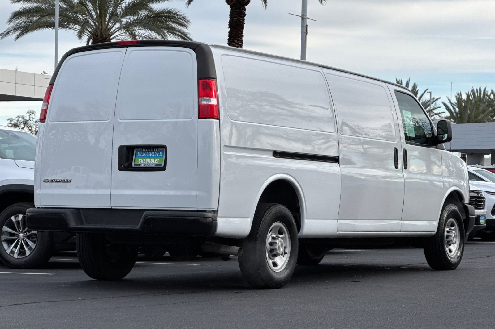 Used 2023 Chevrolet Express 2500 Extended w/ Driver Convenience Package image 3