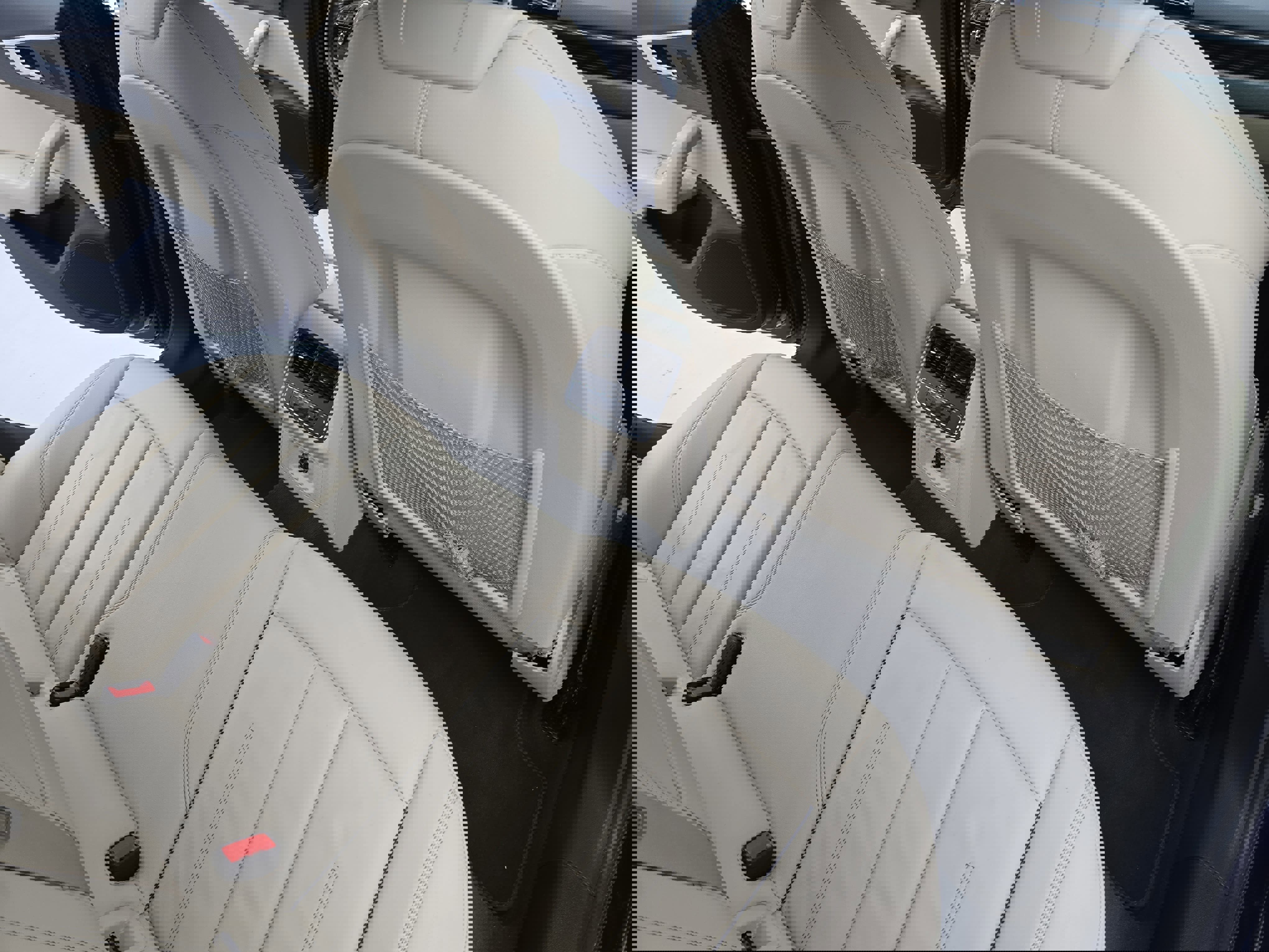 Used 2022 Audi A4 2.0T Premium w/ Convenience Package image 11