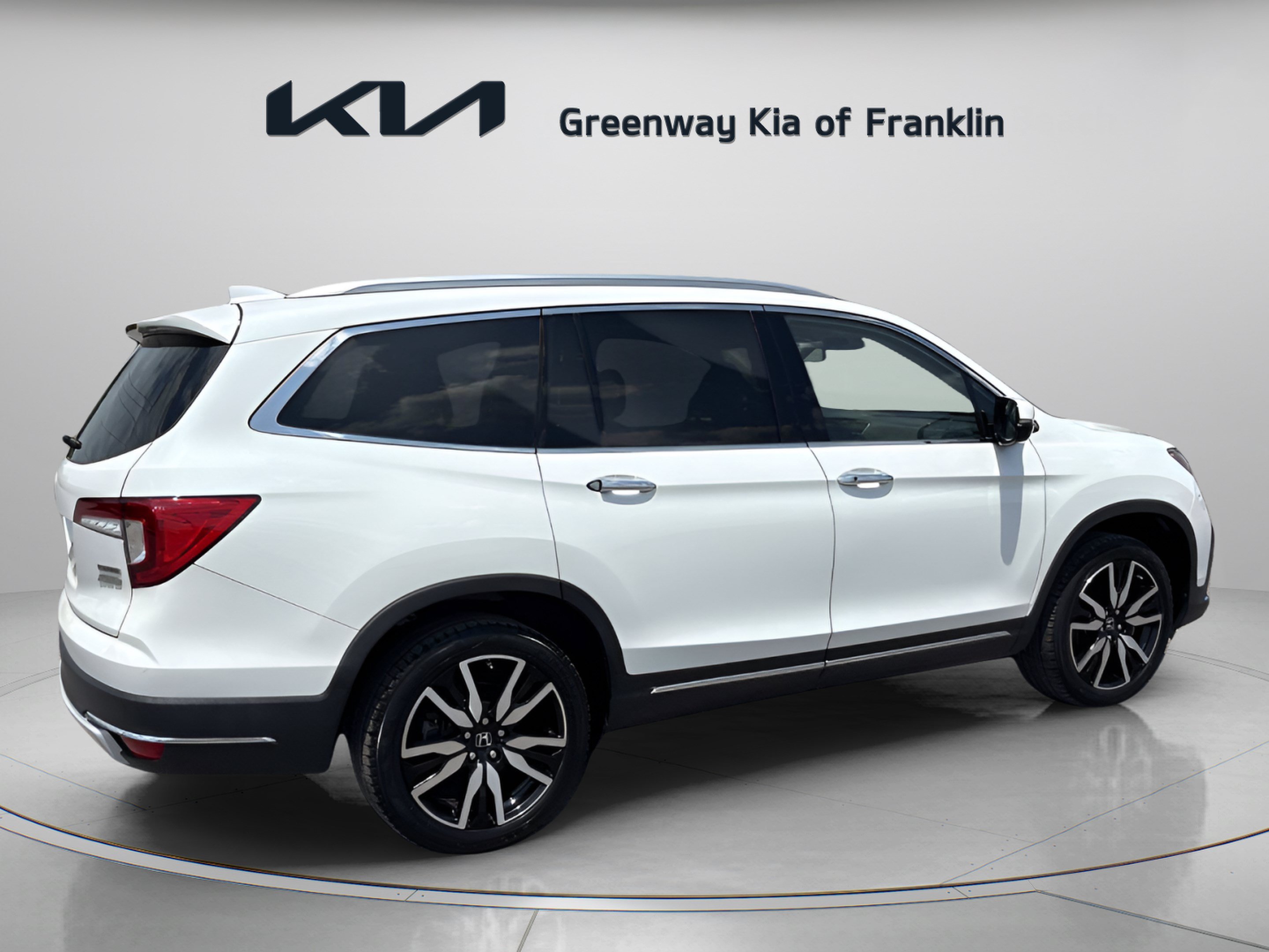 Used 2020 Honda Pilot Touring image 6
