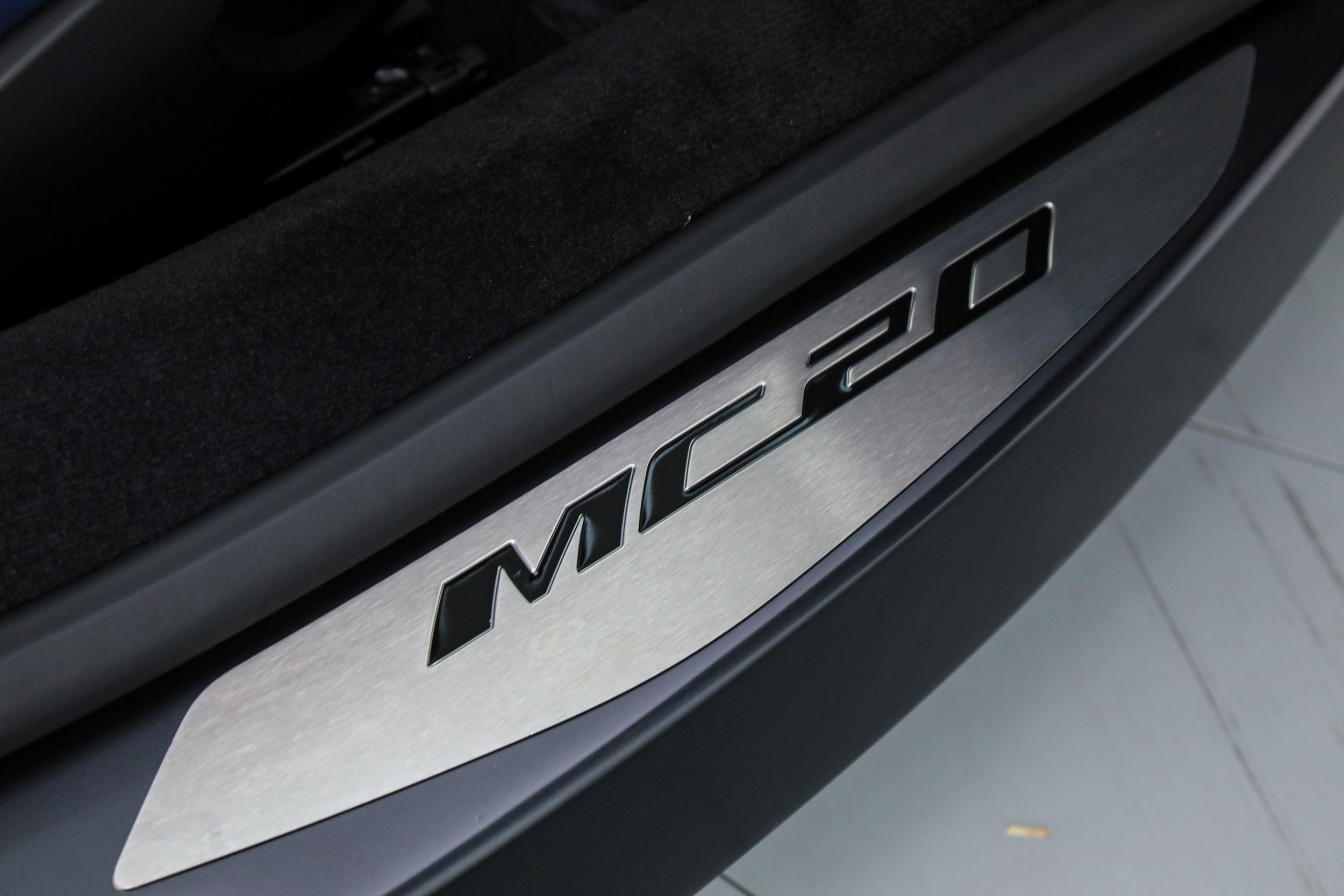 Certified 2022 Maserati MC20 Coupe RWD image 24
