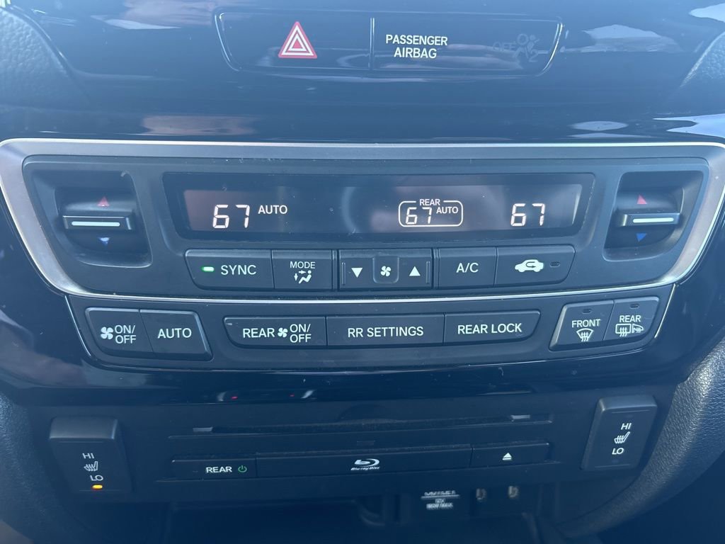 Used 2017 Honda Pilot Touring image 21