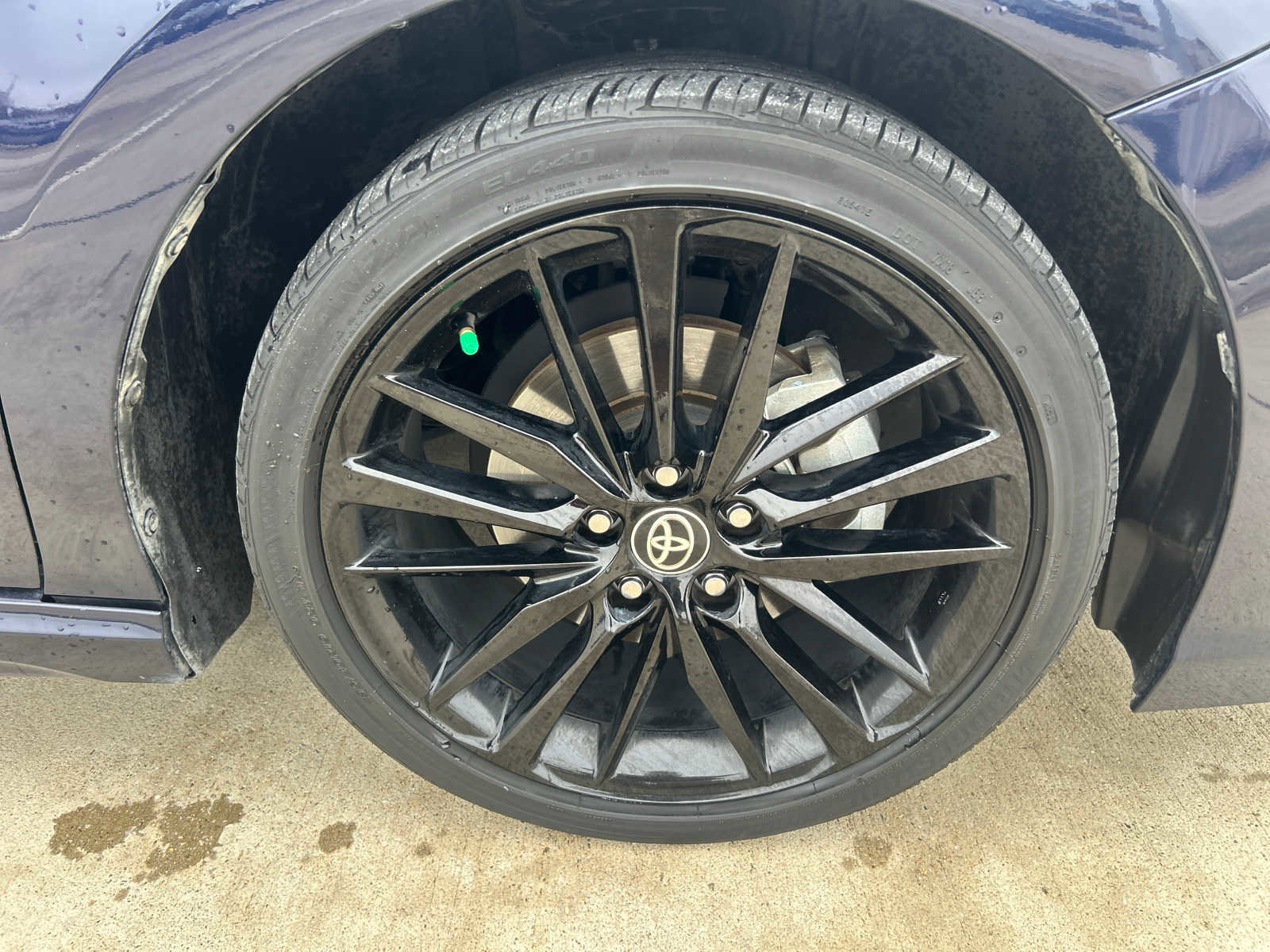 Used 2022 Toyota Camry XSE image 9