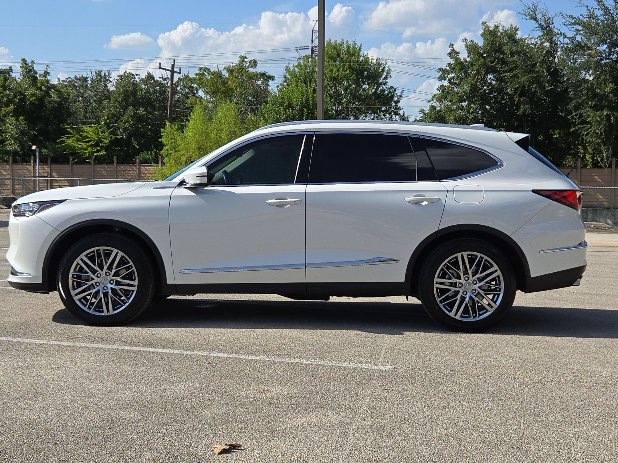 Certified 2023 Acura MDX w/ Advance Package AWD/4WD image 6