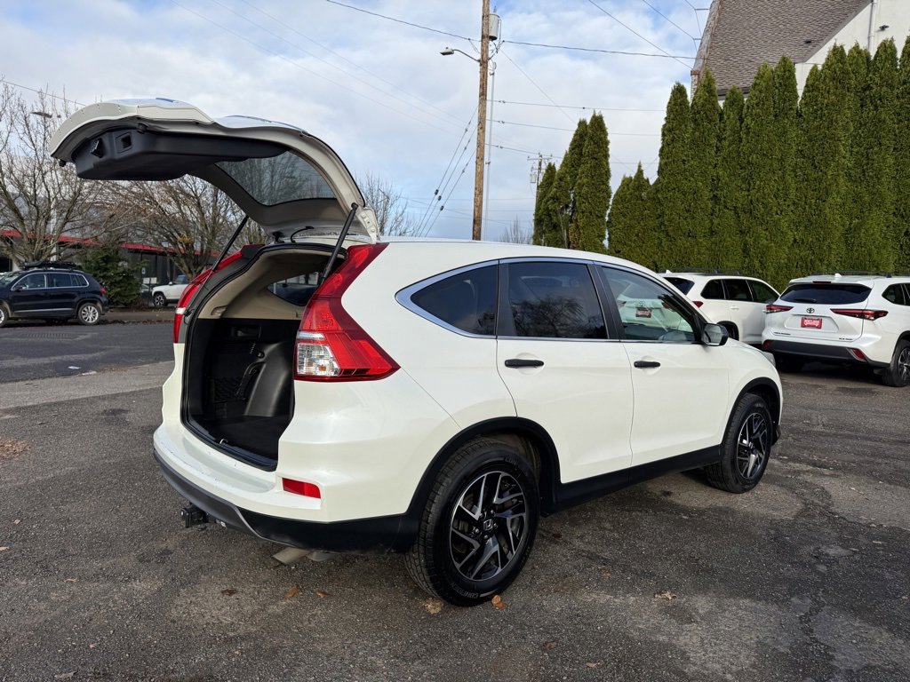 Used 2016 Honda CR-V SE image 11