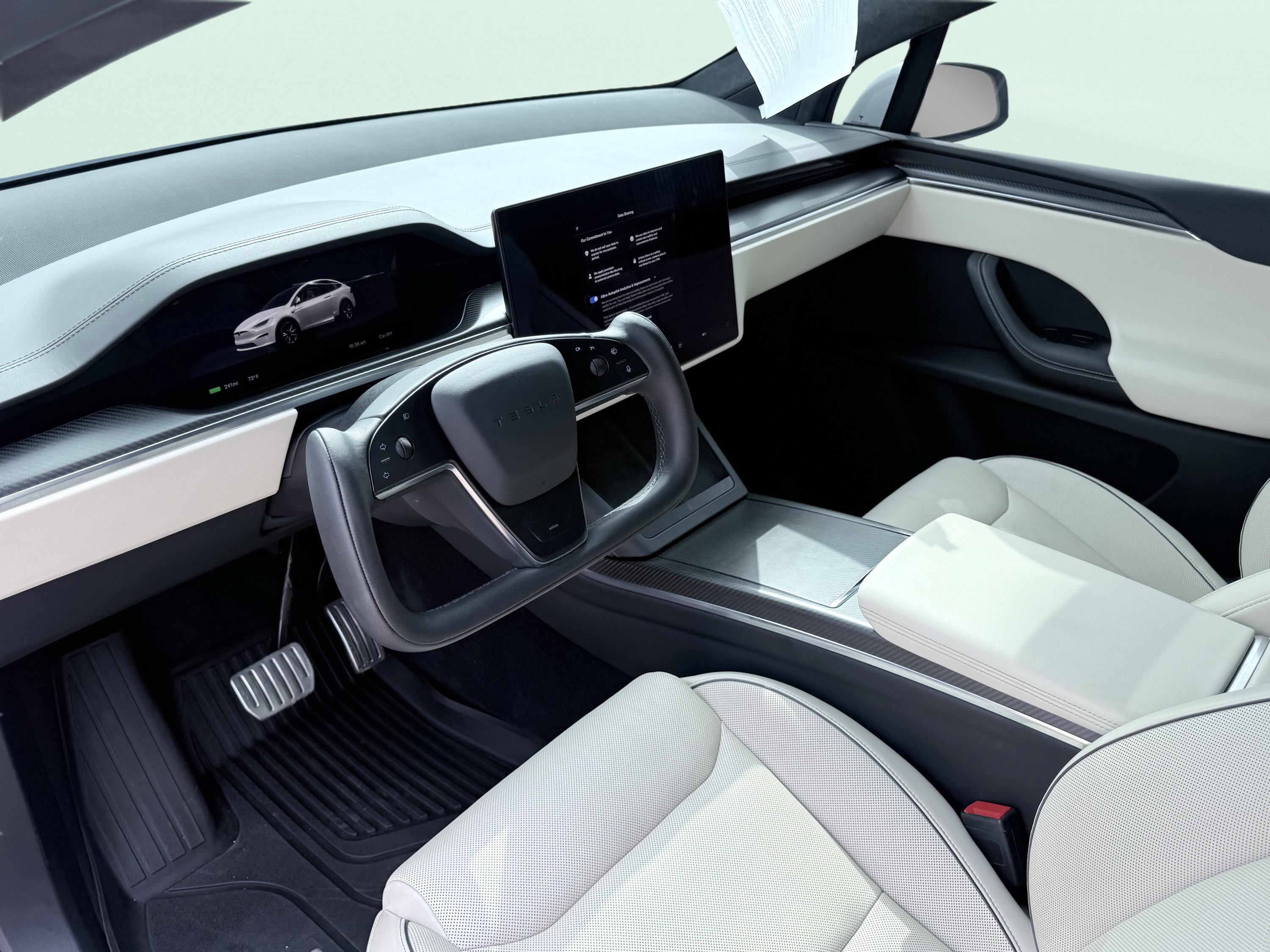 Used 2023 Tesla Model X Plaid image 23