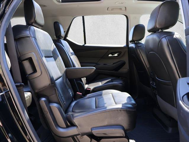 Used 2018 Chevrolet Traverse Premier w/ Redline Edition AWD/4WD image 24