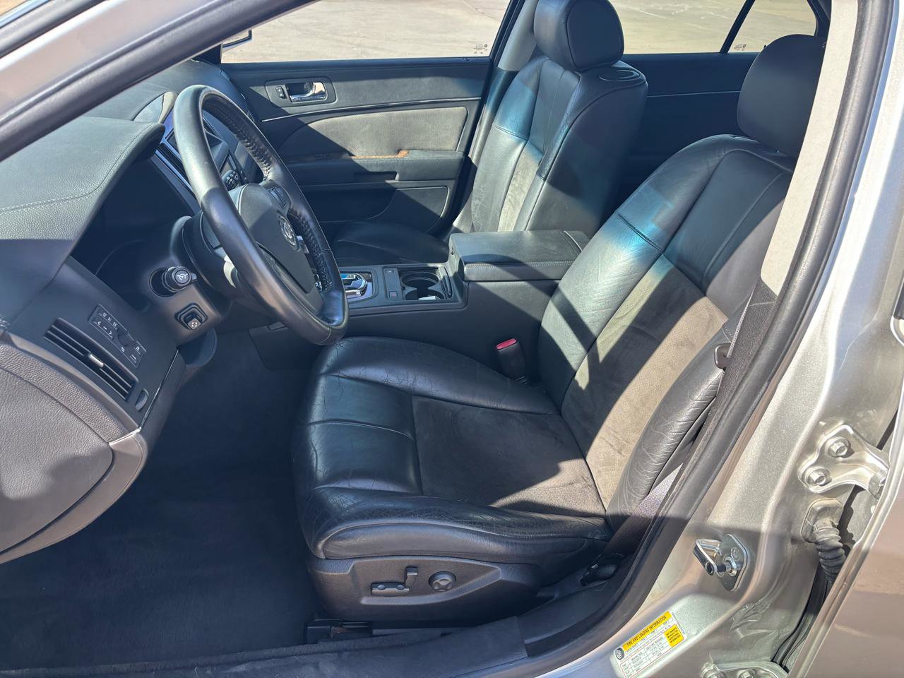 Used 2006 Cadillac STS V image 10
