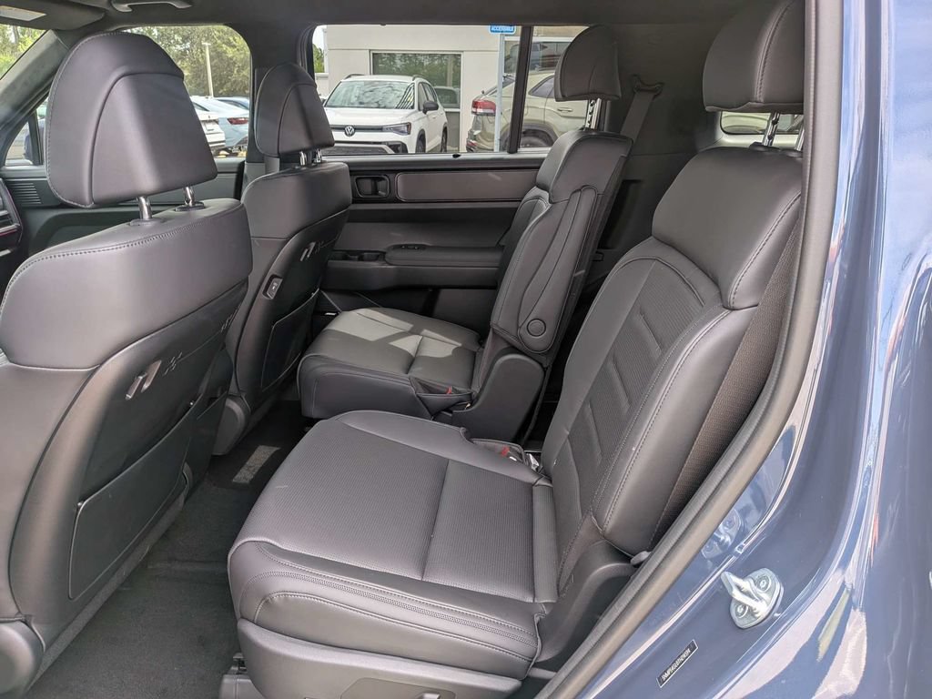 Used 2026 Hyundai Santa Fe Calligraphy FWD image 16