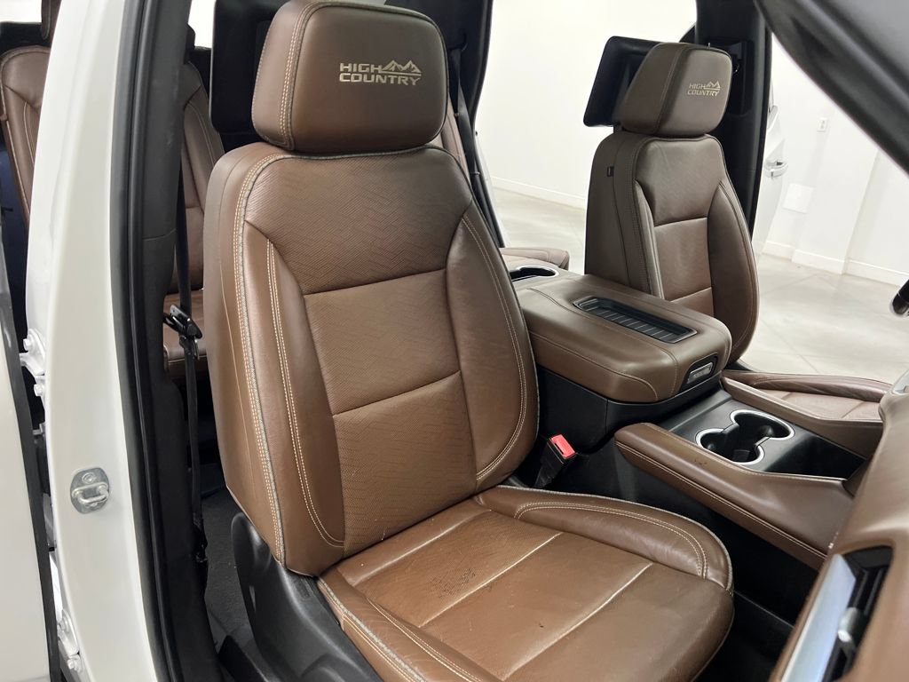 Used 2022 Chevrolet Tahoe High Country AWD/4WD image 30