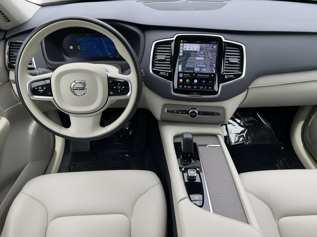 Used 2023 Volvo XC90 B6 Plus w/ Protection Package Premier AWD/4WD image 5