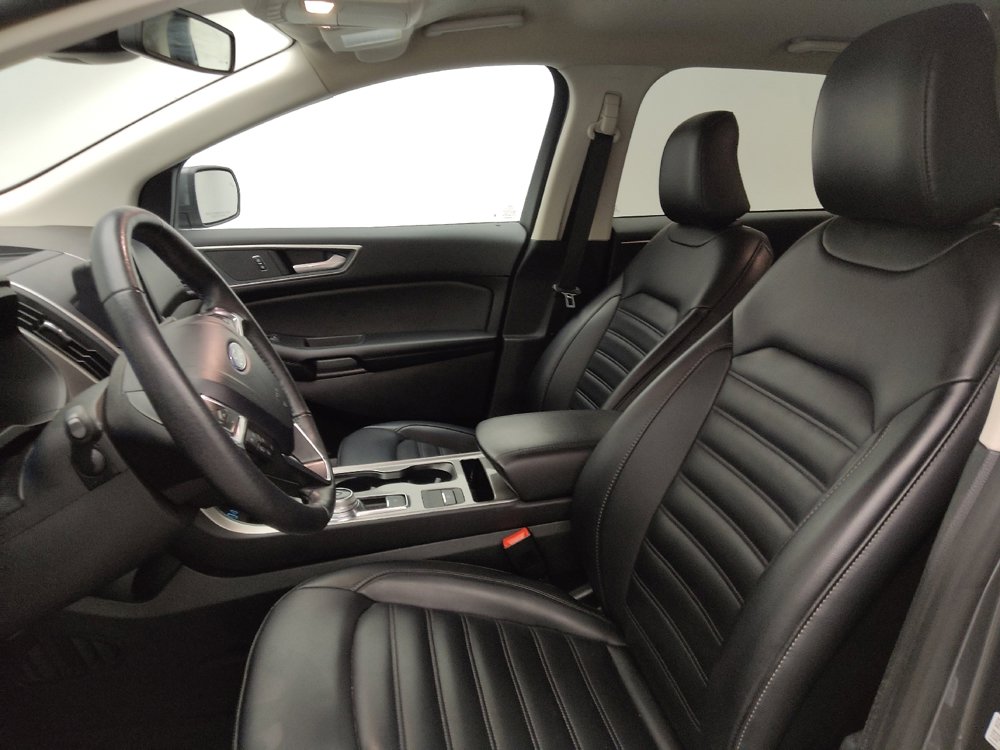 Used 2024 Ford Edge SEL image 17
