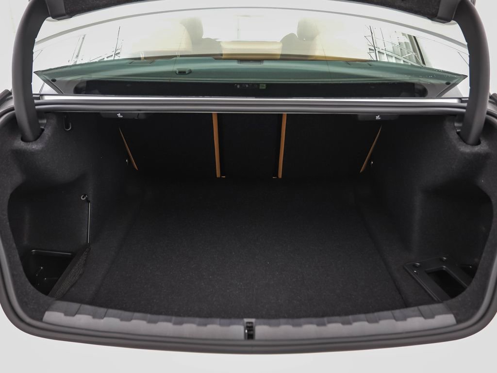 New 2026 BMW 330i xDrive Sedan w/ Premium Package image 24