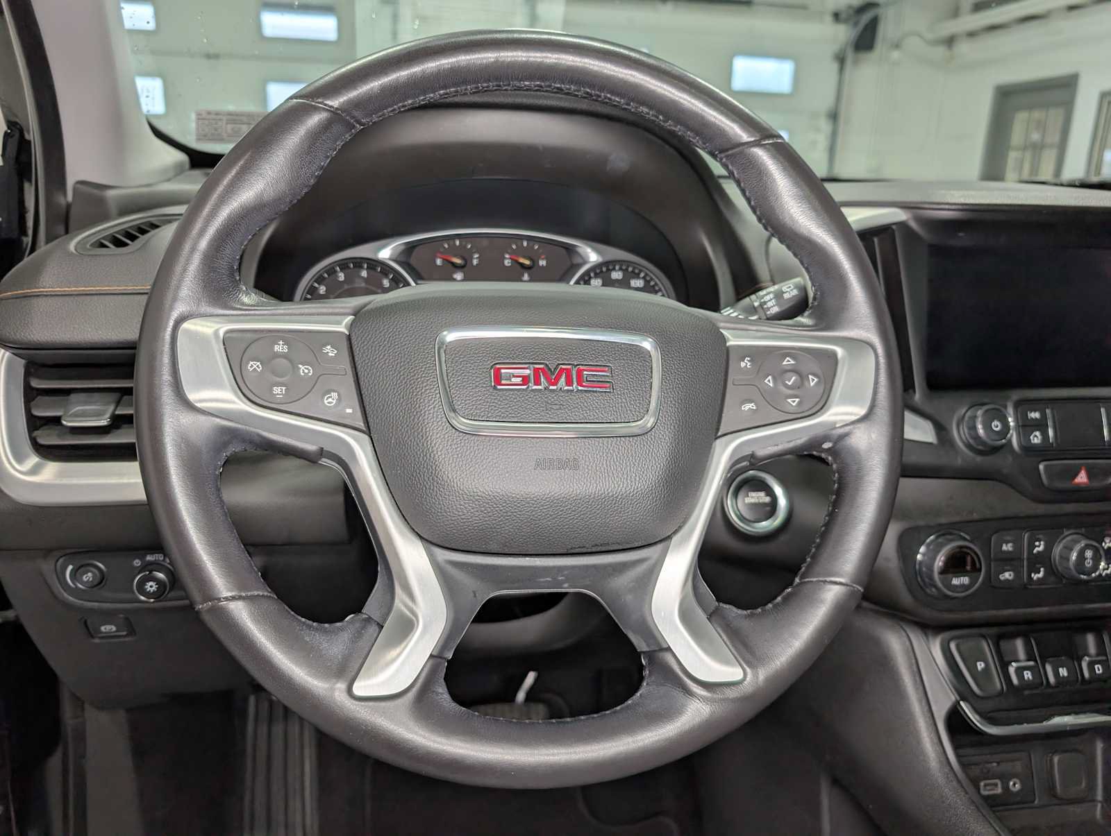 Certified 2021 GMC Terrain SLT w/ Elevation Edition AWD/4WD image 36
