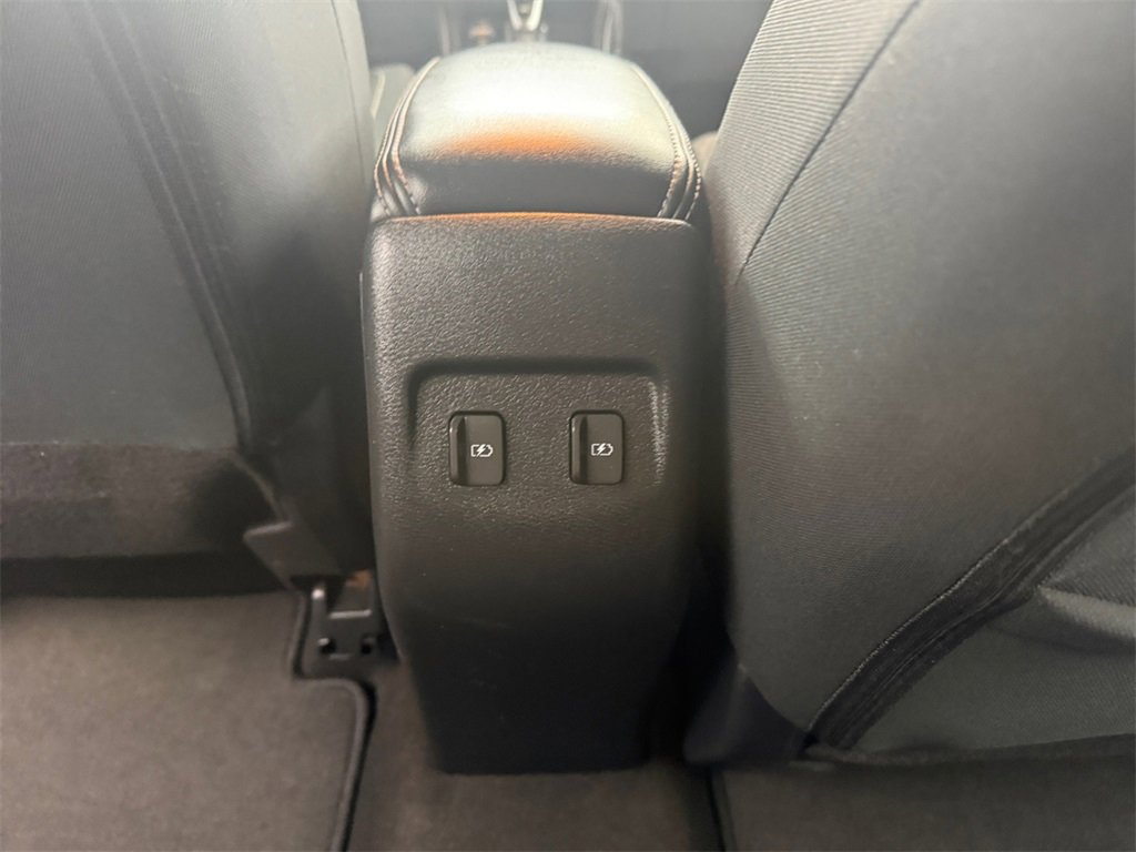 Used 2024 Nissan Kicks SV image 28