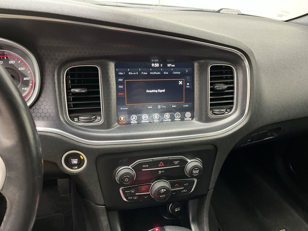 Used 2017 Dodge Charger SXT AWD/4WD image 5