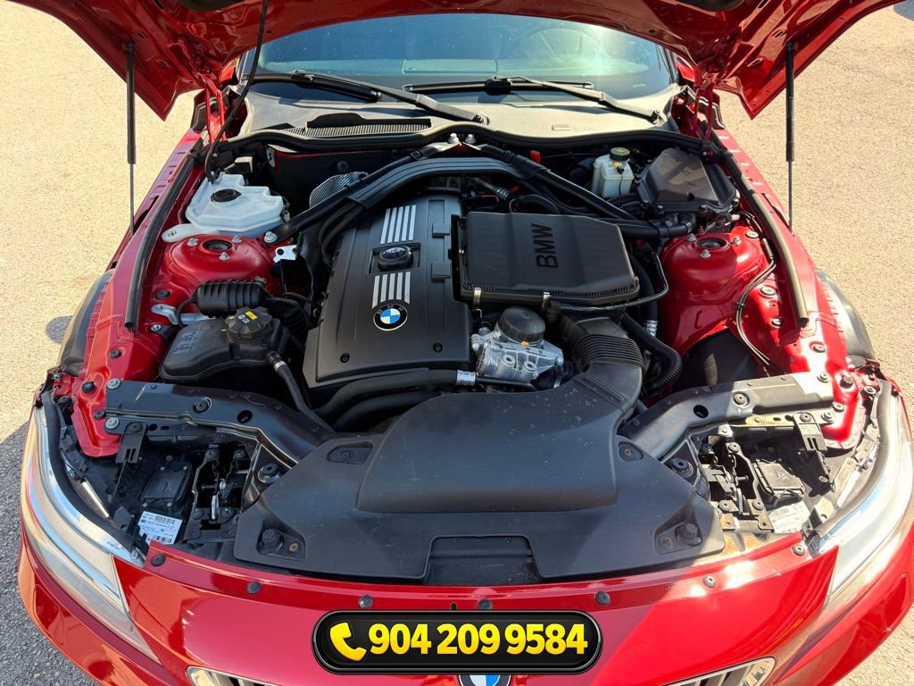 Used 2016 BMW Z4 sDrive35i RWD image 31