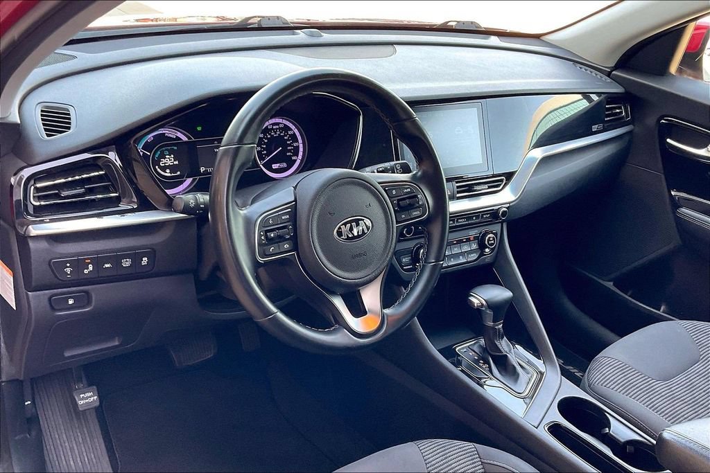 Used 2021 Kia Niro LXS FWD image 14