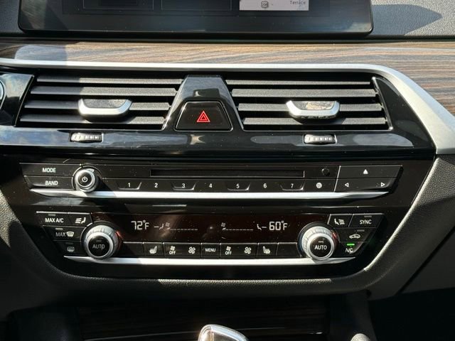 Used 2018 BMW 530i xDrive AWD/4WD image 38