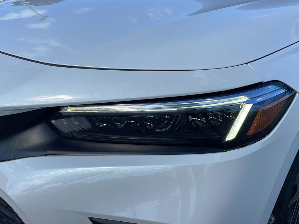 Used 2023 Honda Civic Sport image 10