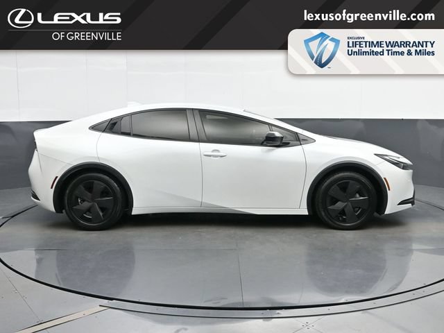 Used 2023 Toyota Prius LE FWD image 10