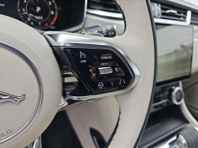 New 2026 Jaguar F-PACE R-Dynamic S image 17