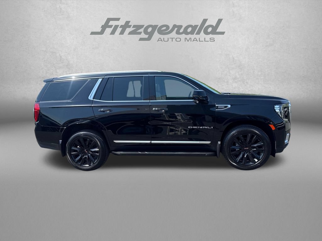 Used 2023 GMC Yukon Denali w/ LPO, Floor Liner Package AWD/4WD image 4