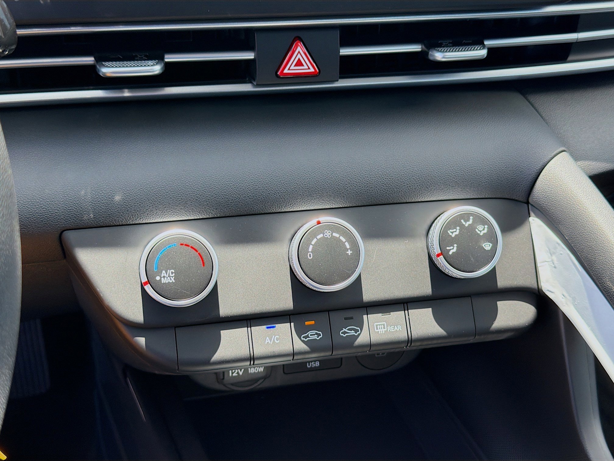 New 2026 Hyundai Elantra SE FWD image 12