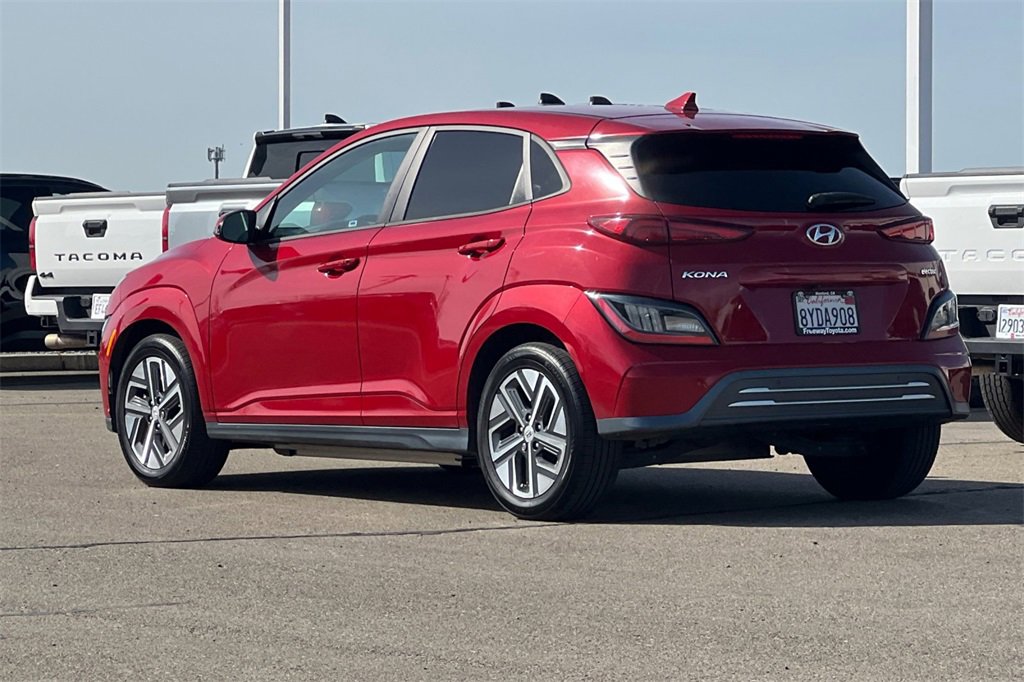 Used 2022 Hyundai Kona Limited image 7