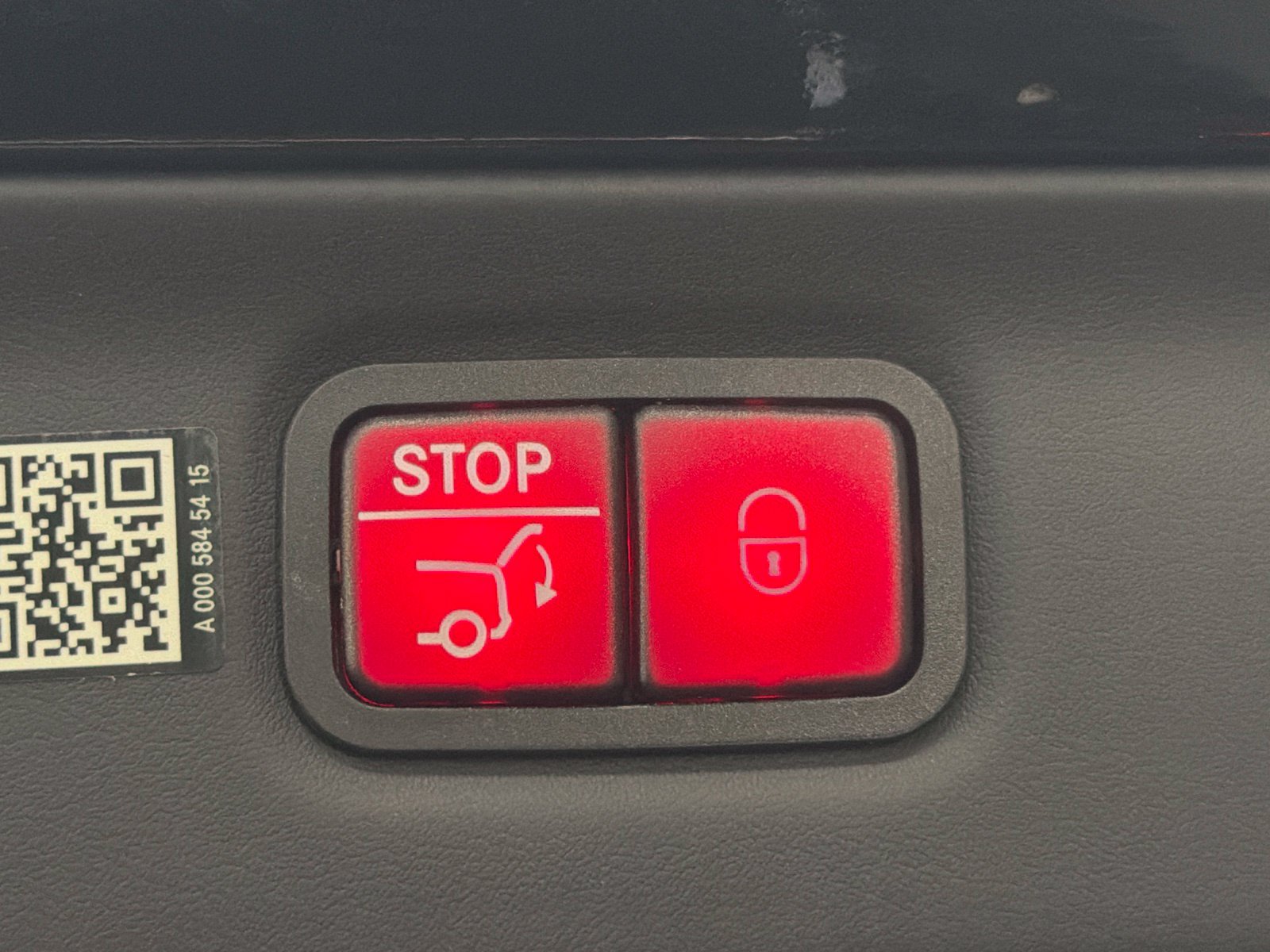 Used 2024 Mercedes-Benz Maybach EQS 680 4MATIC image 17