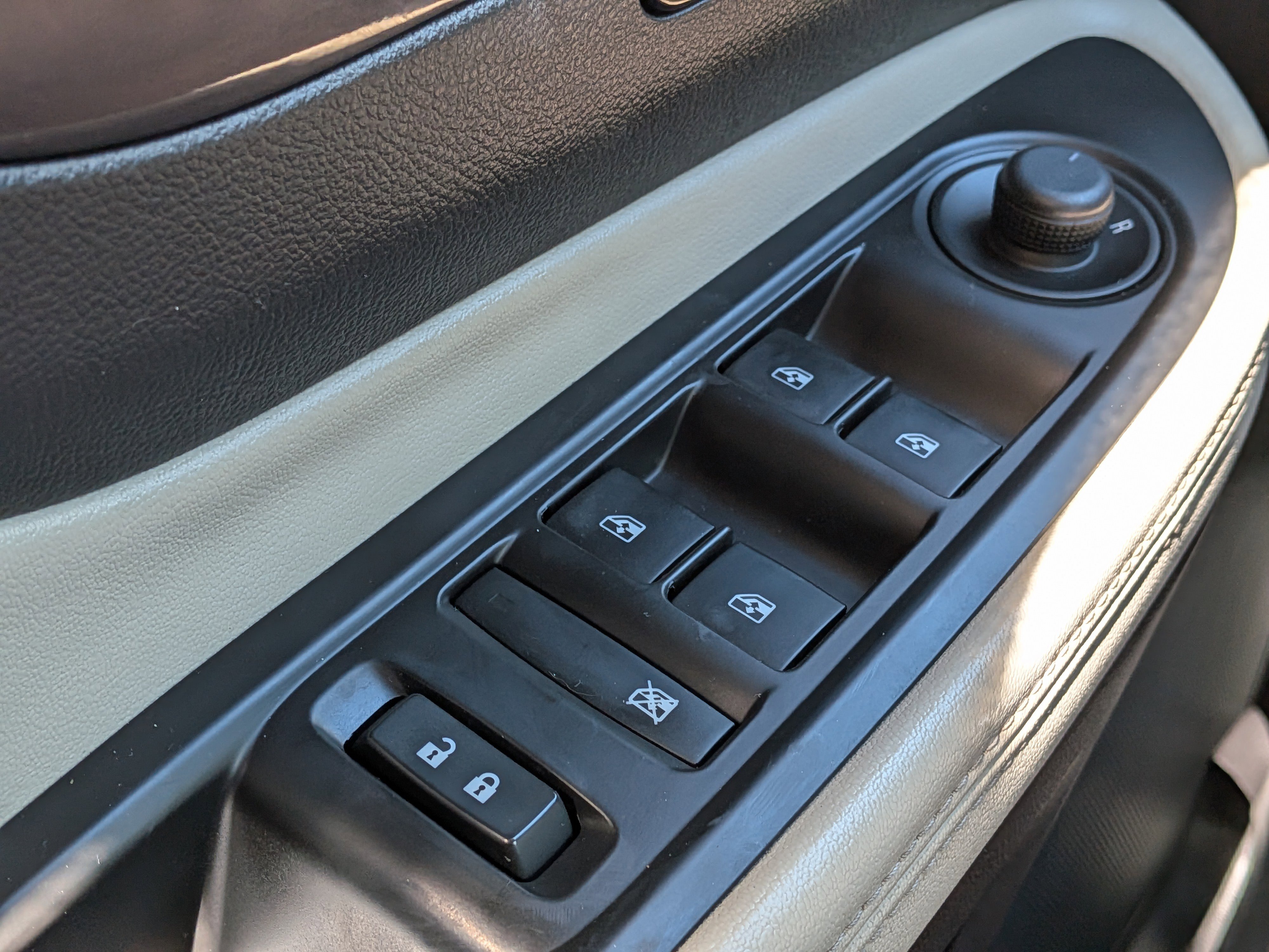 Used 2019 Buick Encore Preferred w/ Safety Package image 22