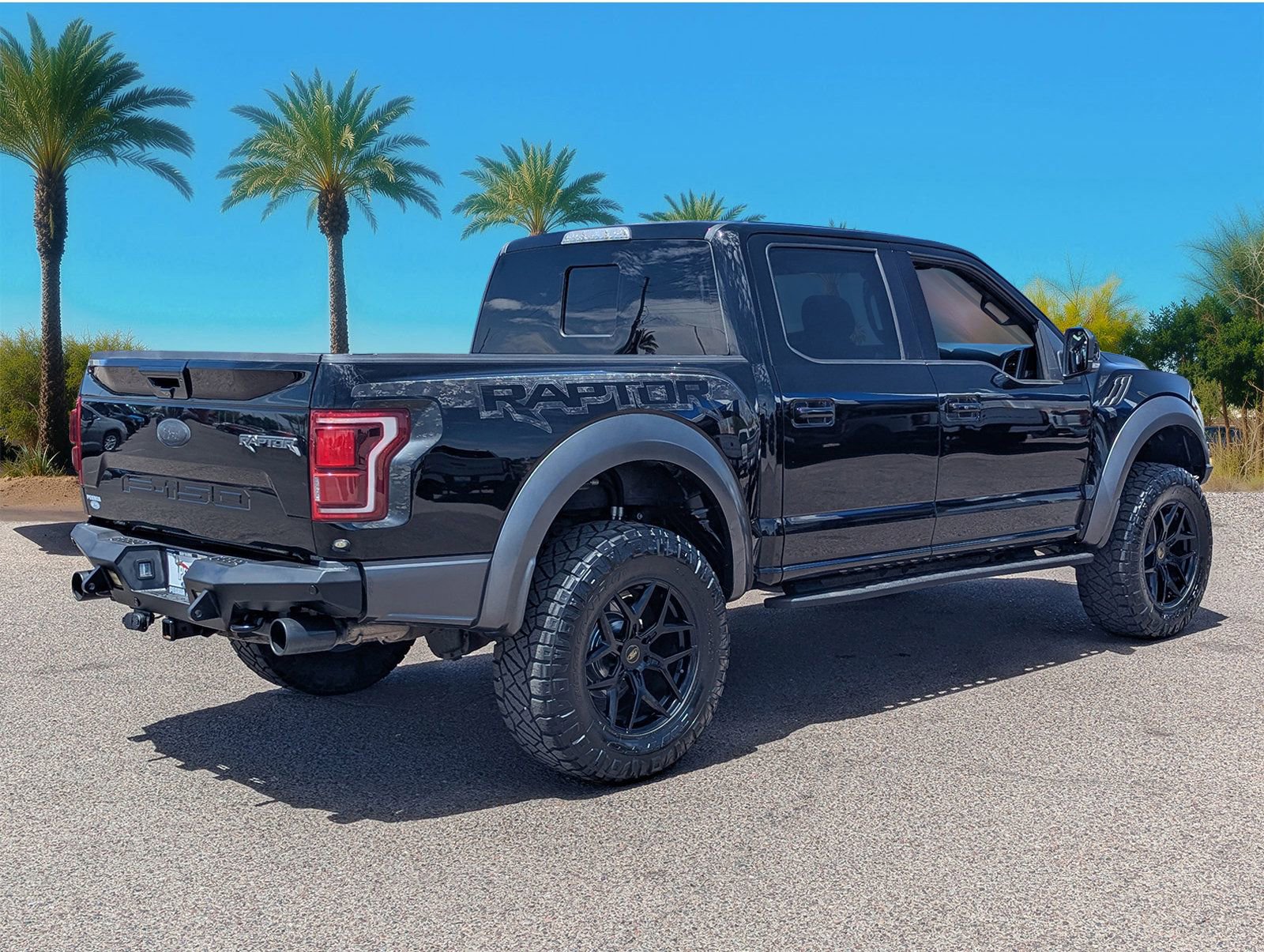 Used 2018 Ford F150 Raptor w/ Equipment Group 802A Luxury AWD/4WD image 5