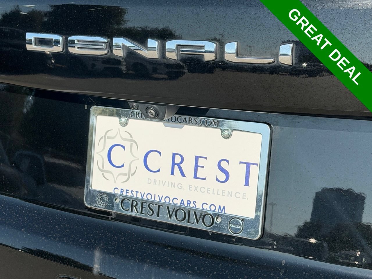 Used 2025 GMC Yukon Denali AWD/4WD image 7