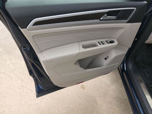 Used 2022 Volkswagen Atlas SE image 28