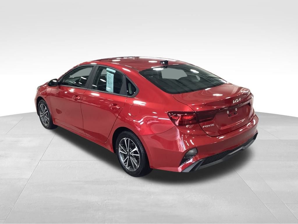 Certified 2023 Kia Forte LXS image 4