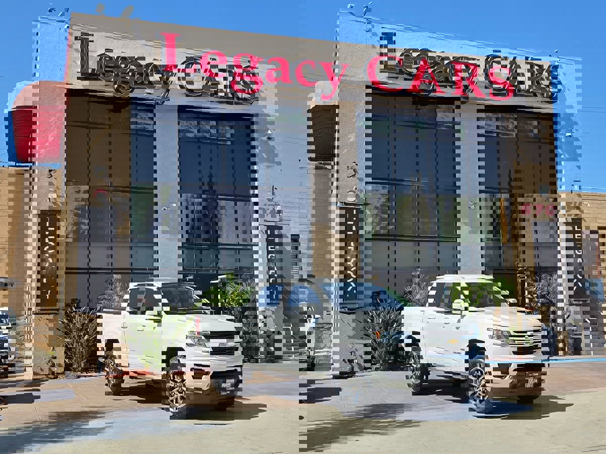 Used 2019 Chevrolet Colorado W/T w/ Custom Special Edition image 2