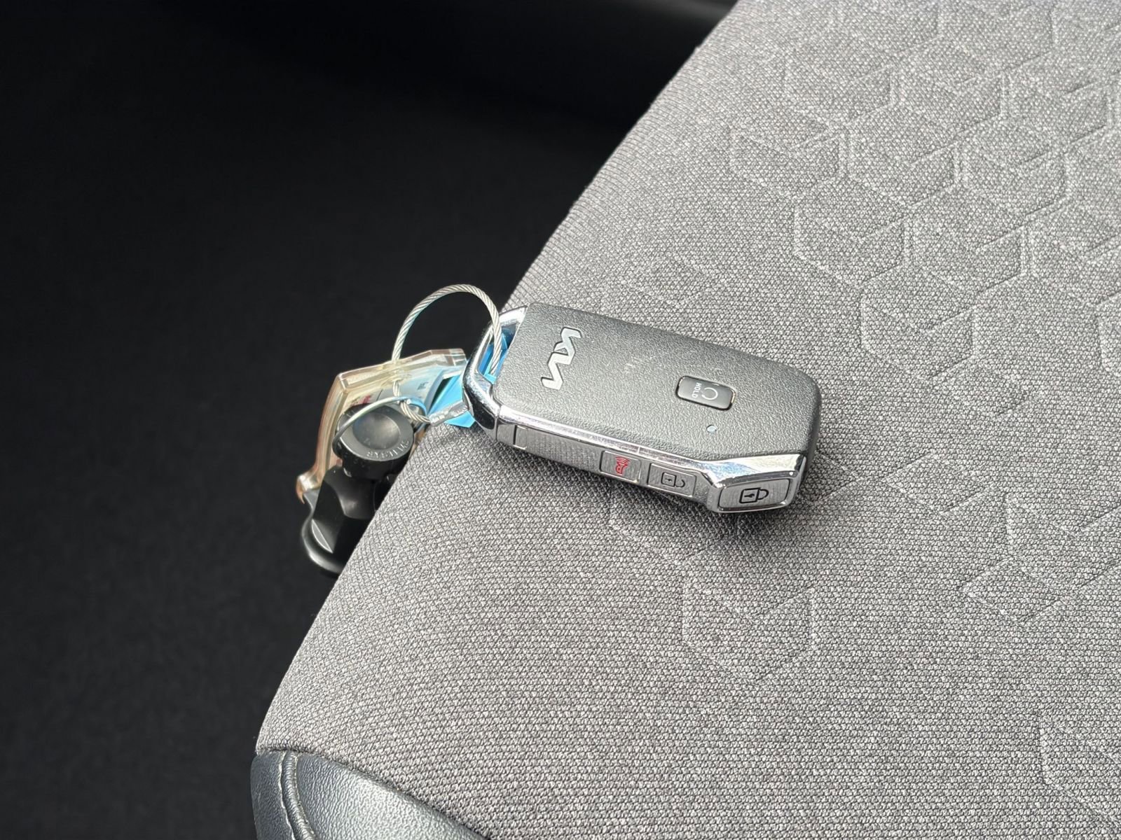 Used 2025 Kia Seltos S image 21