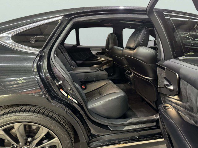 Used 2018 Lexus LS 500 F Sport w/ Accessory Package (Z1) image 35