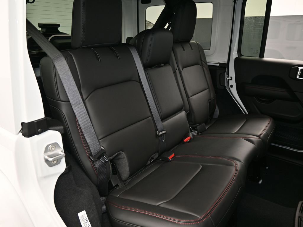 Used 2026 Jeep Wrangler Unlimited Rubicon image 36