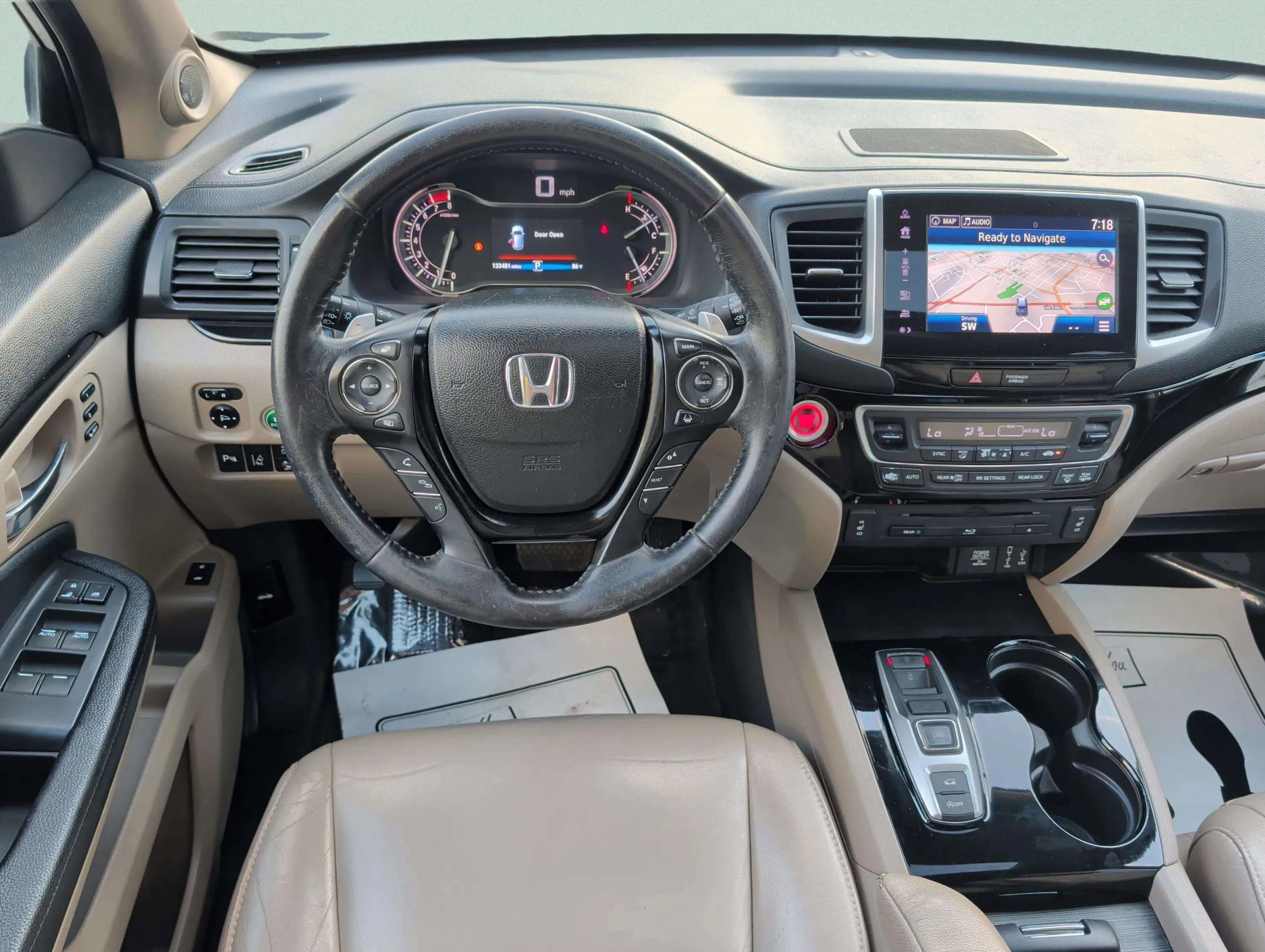 Used 2017 Honda Pilot Touring image 13