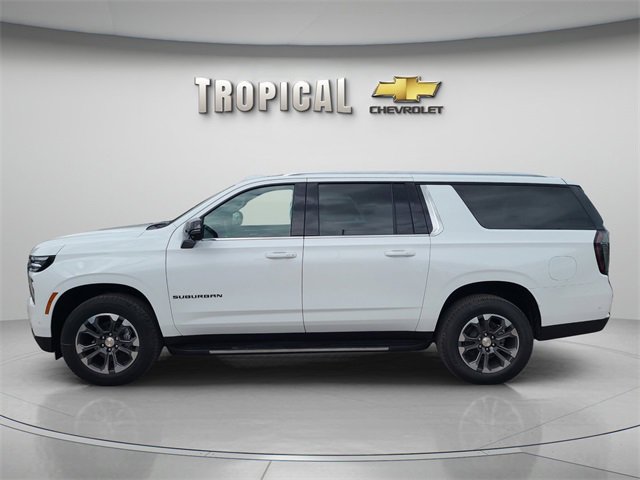 New 2026 Chevrolet Suburban LT image 2